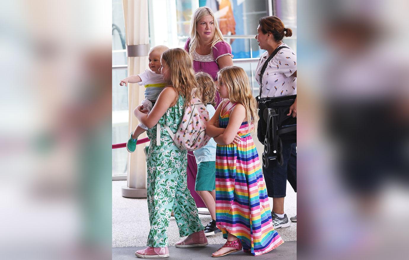 Tori Spelling And Dean McDermott Take Kids To Candytopia