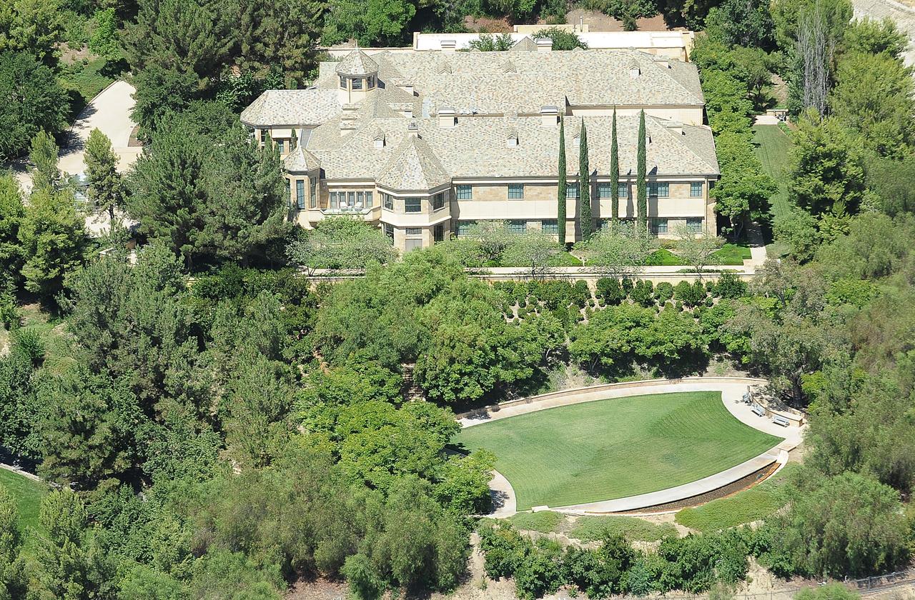 Scientologists Construct Bunker In Tom Cruise’s Secret Getaway