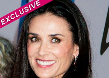 //demi moore out rehab back work splash