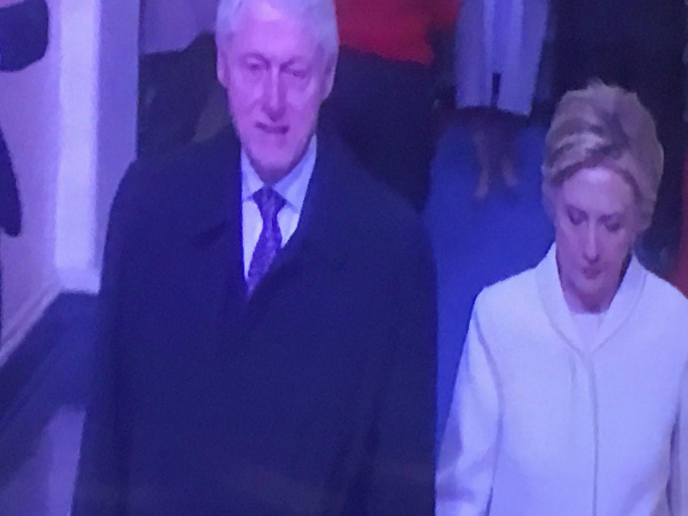 //donald trump inauguration hillary clinton body language