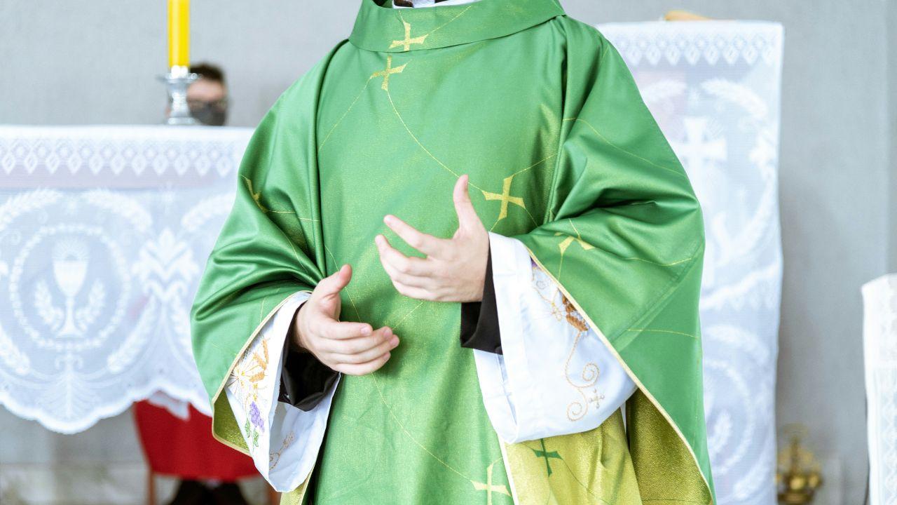 catholic-church-abuse-investigation-hundreds-victims