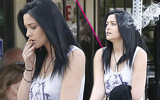 Paris Jackson Caught Smoking