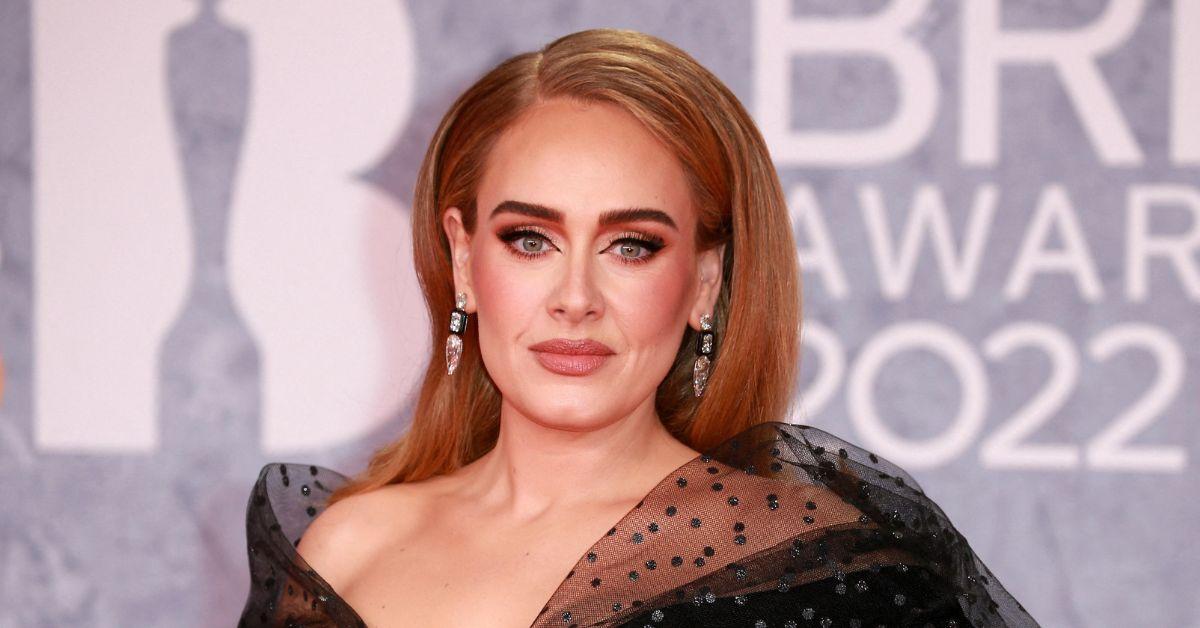 adele fires back audience member shouts pride sucks las vegas concert