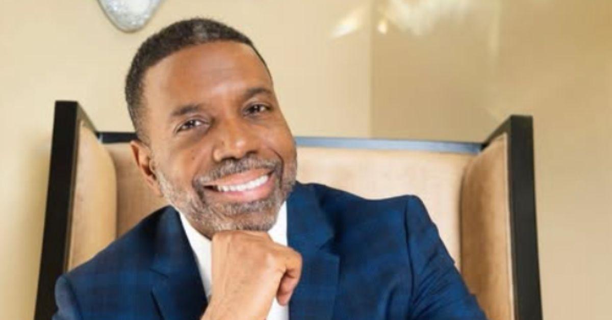 Secret Lives of America's Rich TV Preachers: True Believers or Conmen?