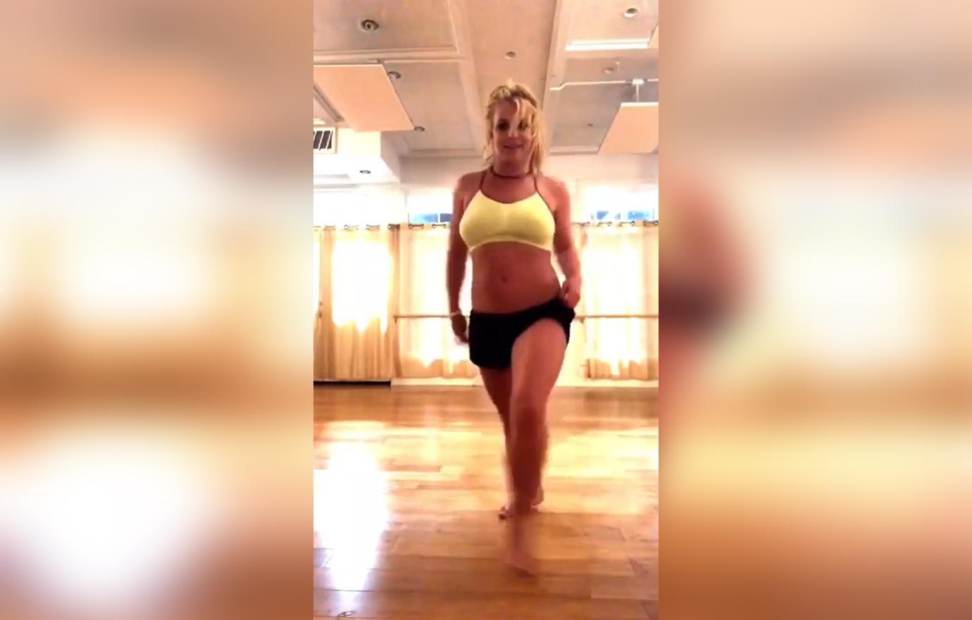 Britney Spears Bizarre Dance Moves amid conservatorship drama