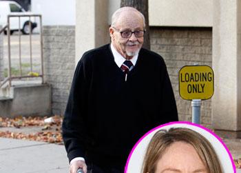//jodie foster father court