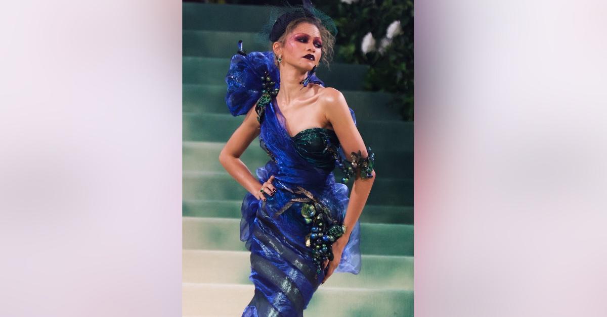 met gala  outfits photos garden of time theme