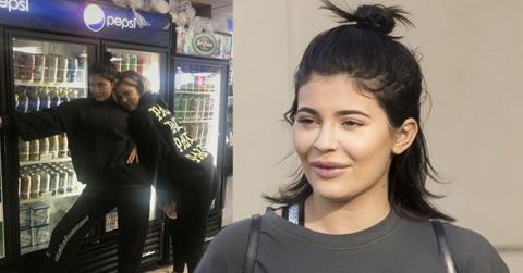 //Kylie Jenner Pregnant Baby bump photos pp