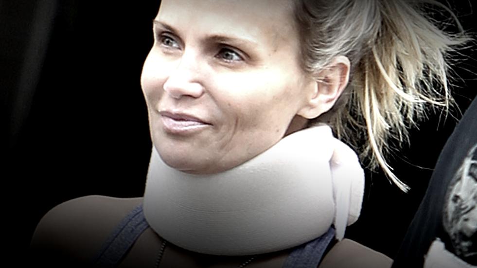 //inside kristen chenoweth neck brace secret health crisis pp