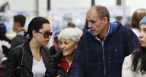 //amanda_bynes_parents_costco