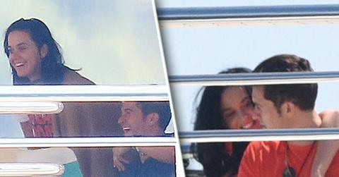 //Katy Perry Orlando Bloom Cheating Kissing Yacht pp