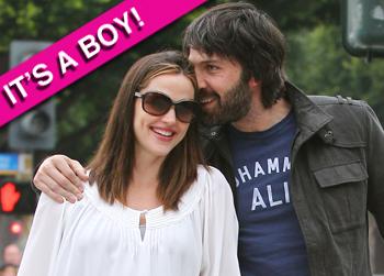 //jennifer garner baby boy ben affleck splash