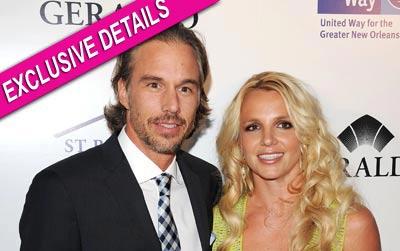 //britney spears engaged_