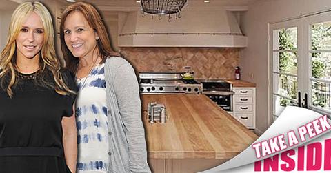 //jennifer love hewitt toluca lake house