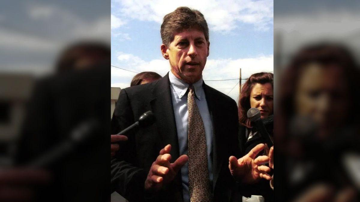Fuhrman later apologized for using a racial slur but continued to deny planting evidence against O.J. Simpson.