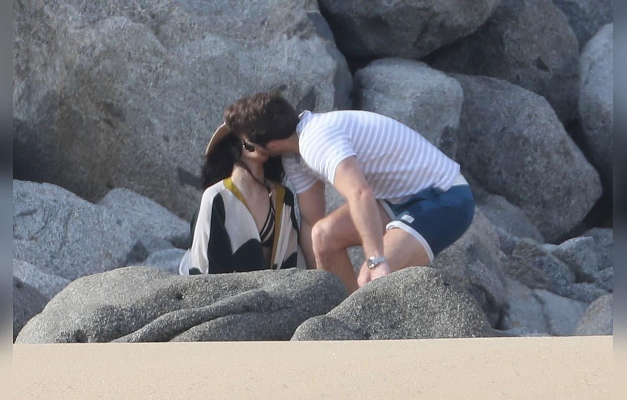 Camila Cabello Kisses Dating Coach Boyfriend Matthew Hussey 4031