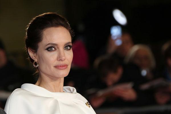 Angelina Jolie Cancer Battle Secret Ovaries Removed