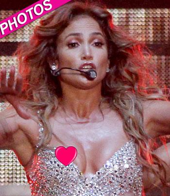 Jennifer Lopez Suffers Nip Slip! Again!