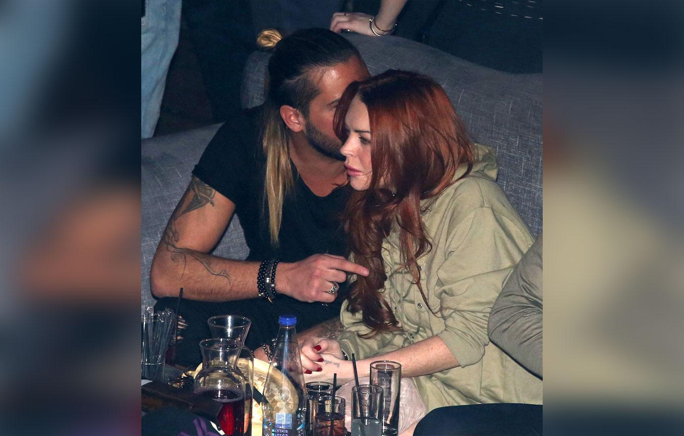 //lindsay lohan drunk party greece man pda