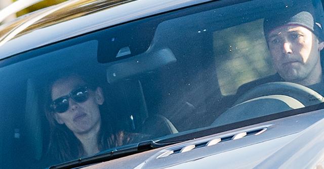 Jen Garner & Ben Affleck Go For A Drive Together