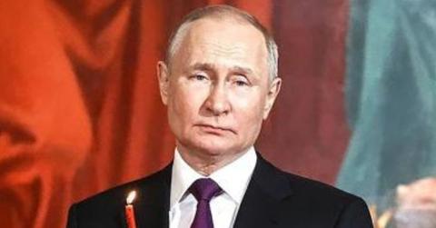 Putin Cancer Concerns Mount After Scar Spotted On Russian Leader's Neck