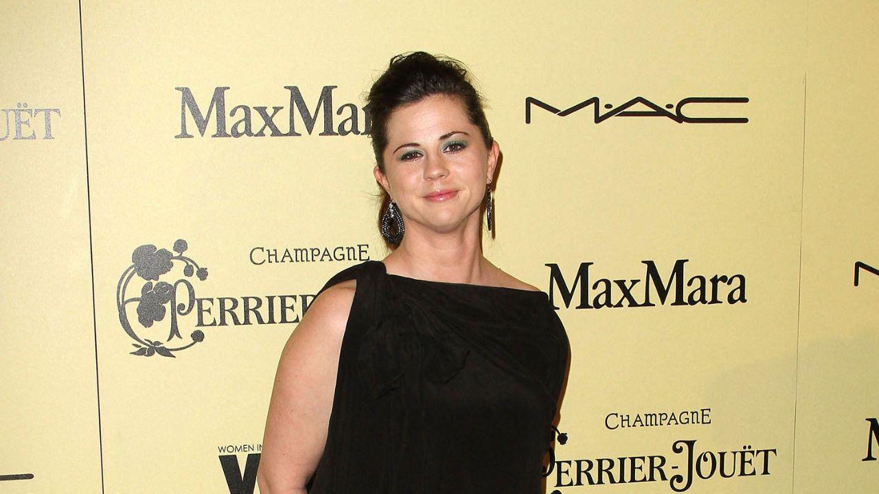 Mandy Teefey said she hopes daughters Selena Gomez and Gracie Teefey will 'love me back as much as I love them.'