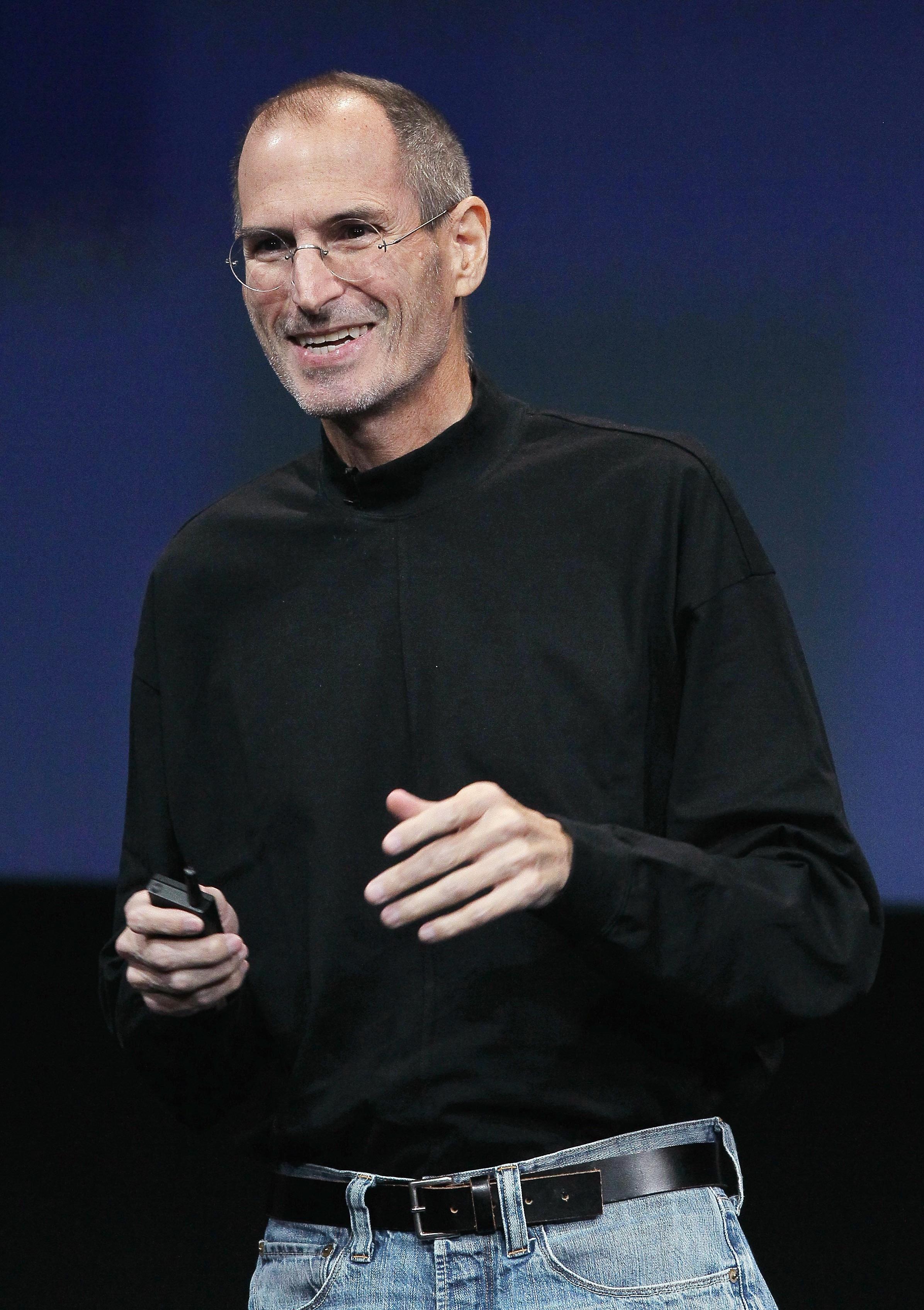 EXCLUSIVE DETAILS: Steve Jobs Receiving Treatment At Cancer Clinic ...