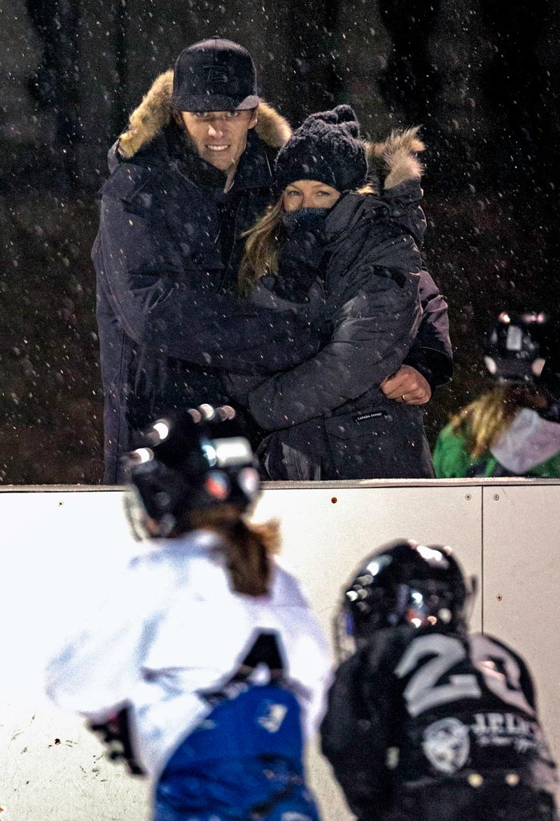 Tom Brady Gisele Bundchen Marriage Kiss PDA Hockey Game