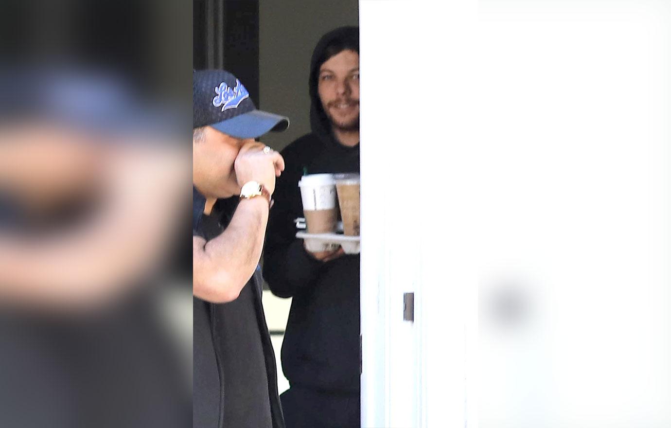 Louis Tomlinson Arrest Lax Fight Paparazzi Girl Hiding Coffee