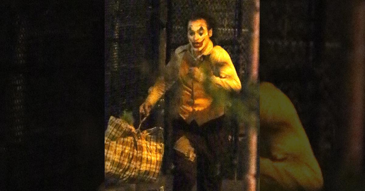 joker  bathroom breaks extras