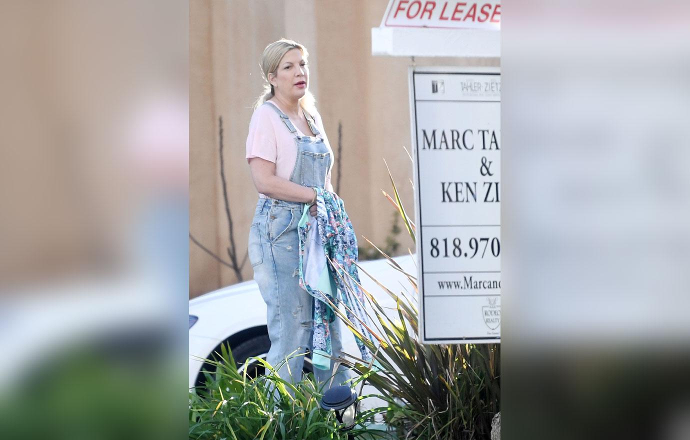 Tori Spelling And Dean Go House Hunting