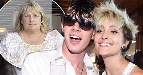 Paris Jackson Snubs Debbie Rowe Cancer Diagnosis
