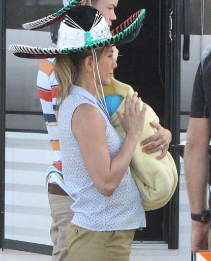 //jennifer aniston were the millers baby sombrero