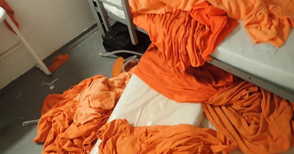 epstein sheets on floor