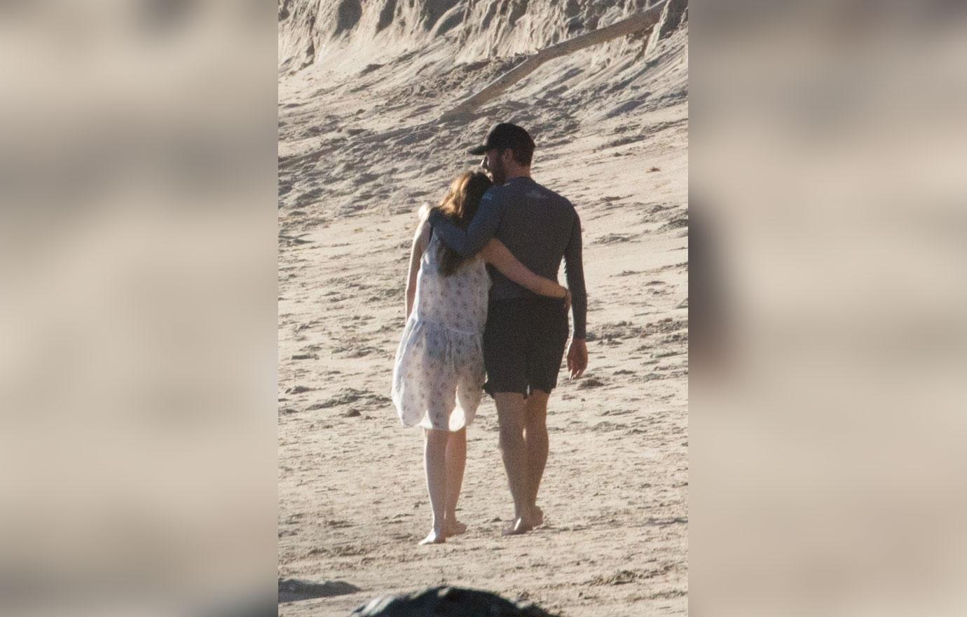 Chris Martin Dakota Johnson Beach PDA