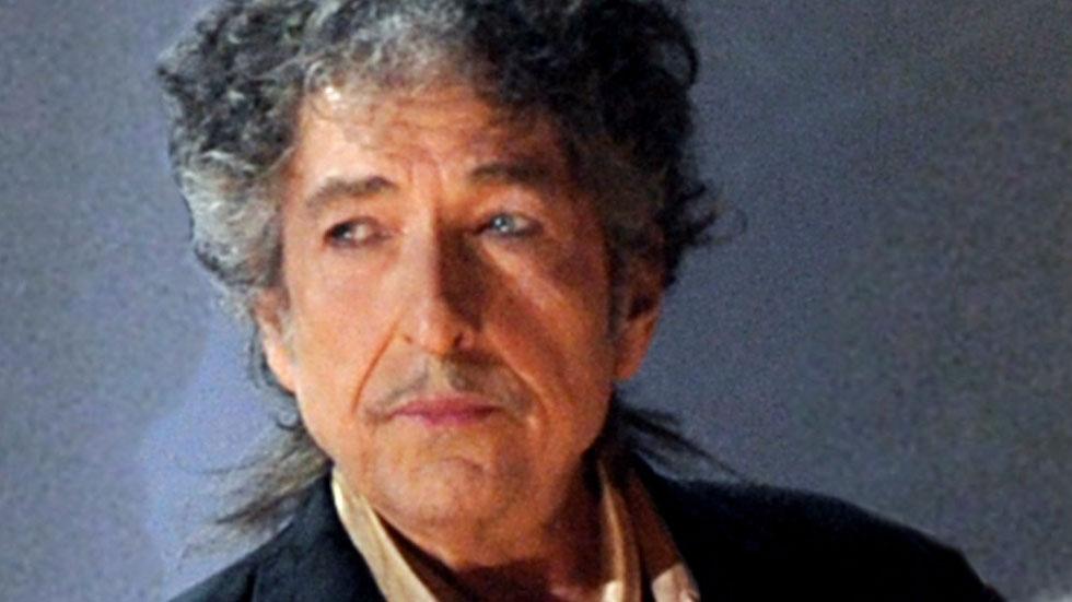 Bob Dylan Secretly Married Split From Third Wife Her Outrageous Spending Of His 180 Million Fortune Caused Demise