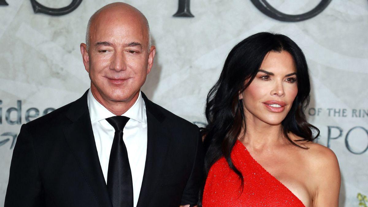 Photo of Jeff Bezos Lauren Sánchez