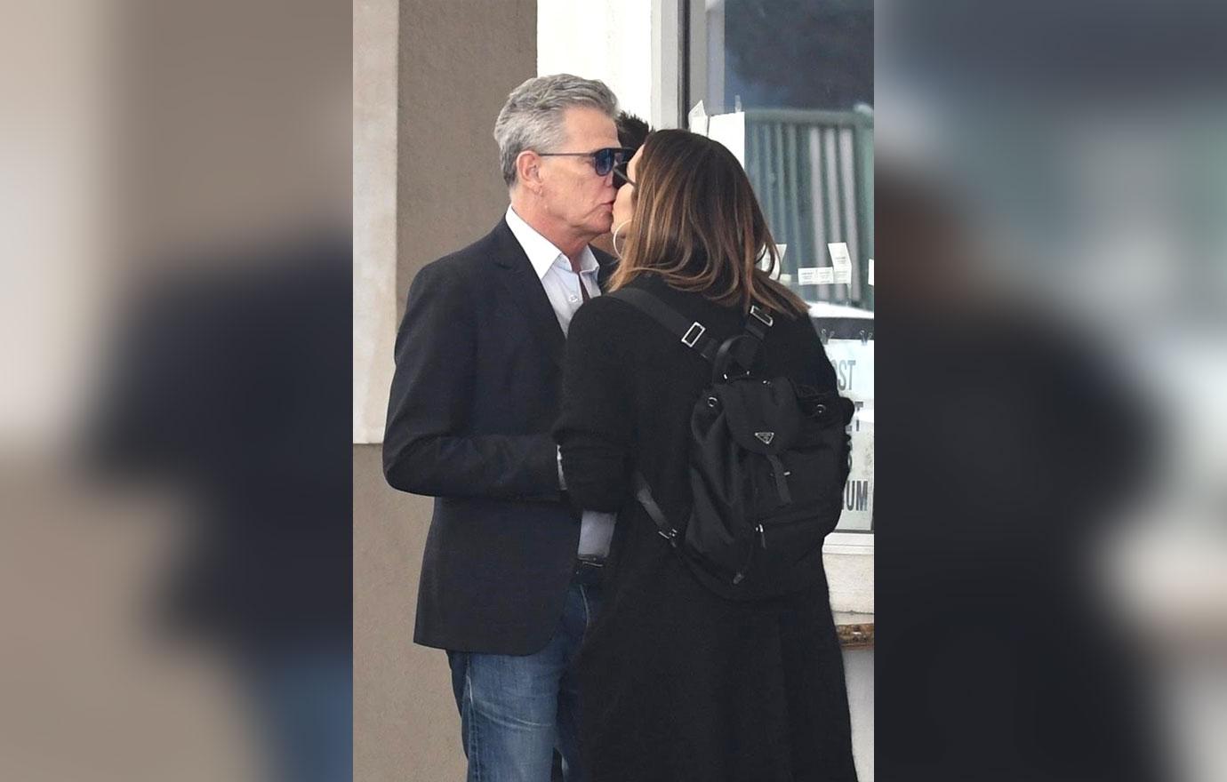 //David Foster Katharine McPhee Kiss Photos