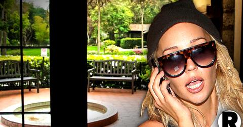 //amanda bynes las encinas mental health hospital psychiatric hold ends being extended pp sl