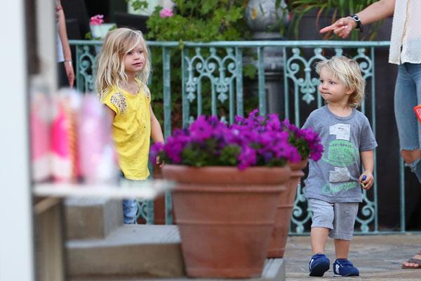 Jessica Simpsons Children Maxwell Johnson Ace Johnson Dinner