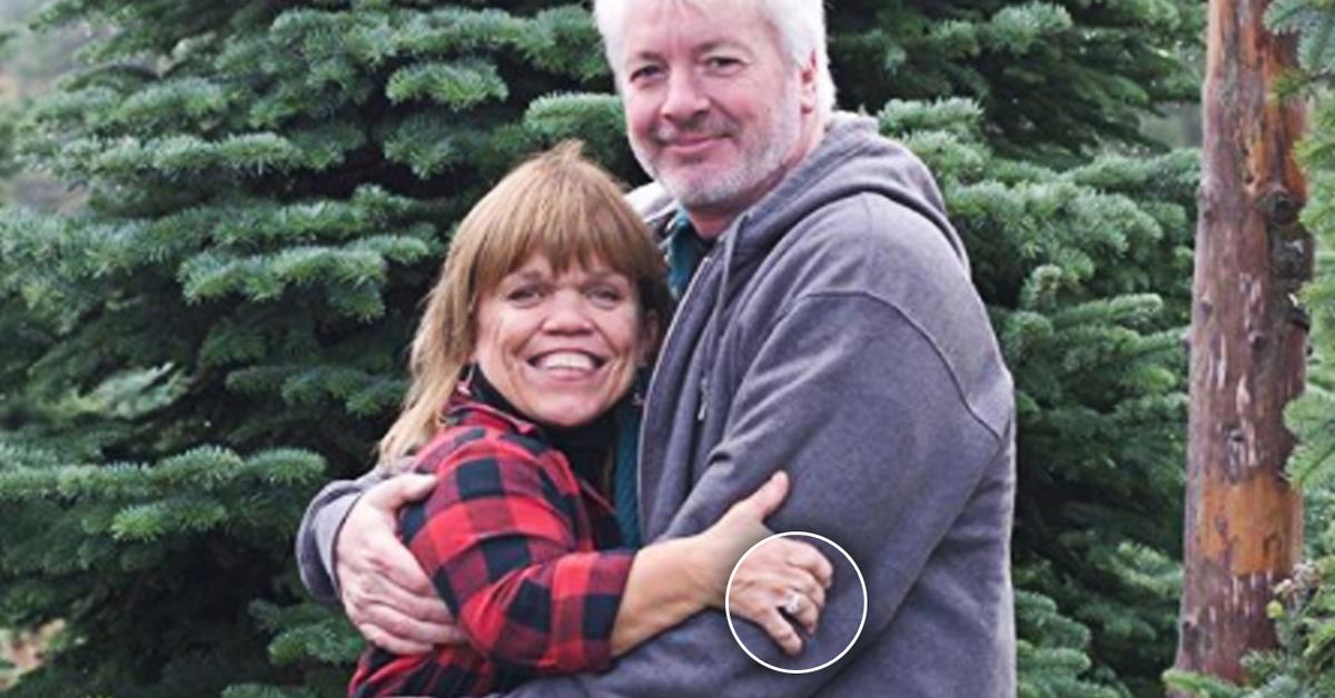 Amy Roloff Engaged? Little People Mom Caught Wearing Wedding Ring
