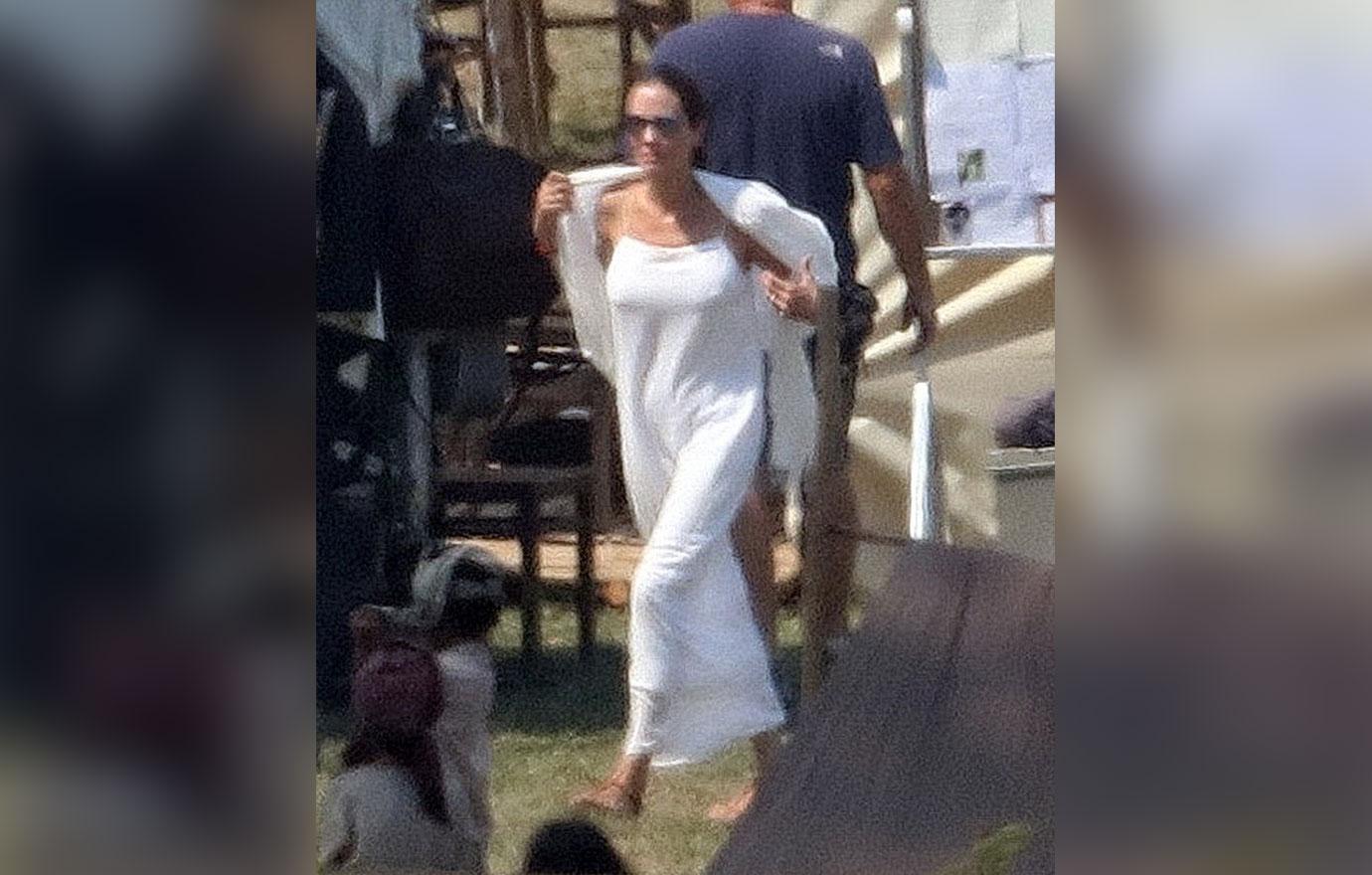 //angelina jolie cambodia film set problems