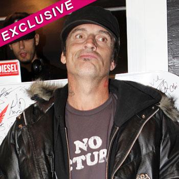 //tommy lee lawsuit ex assistant splash