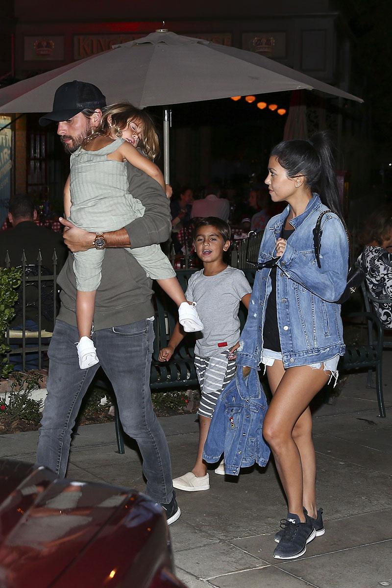 //Kourtney Kardashian Scott Disick Relationship Baby