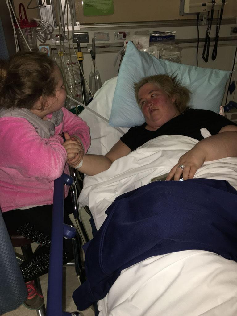 //mama june honey boo boo hospital collapse fainting