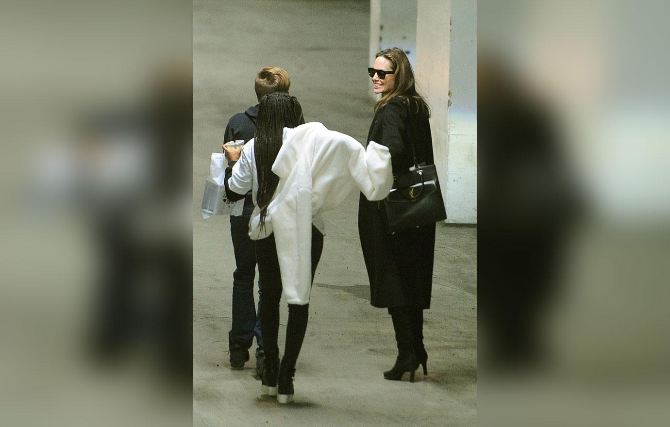 Angelina Jolie And Kids Visit New York