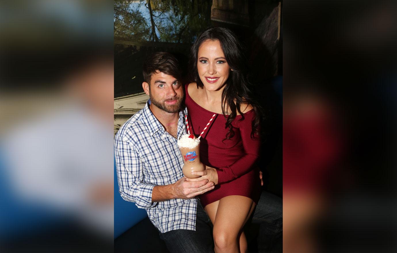 More Marital Issues! Jenelle Evans Posts Cryptic Quotes Amid David Divorce Drama