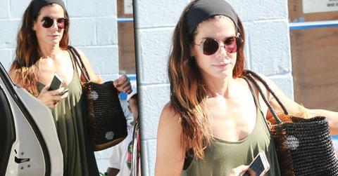 sandra bullock boobs no bra nipples pics