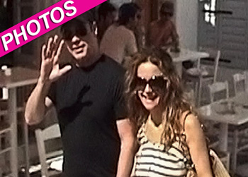 //john travolta kelly preston mikonos greece