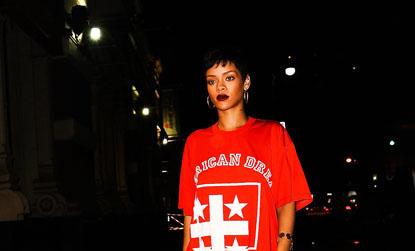 //rihanna_ _